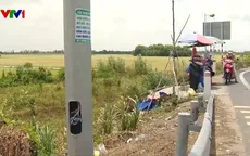 Hàng loạt trụ đèn giao thông, đèn chiếu sáng ở An Giang bị cắt trộm dây điện
