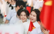 Hơn 20 tỉnh, thành cho học sinh đầu cấp tựu trường sớm