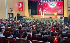 Hà Nội: Chương trình nghệ thuật "Bác Hồ - Hai tiếng thiêng liêng"