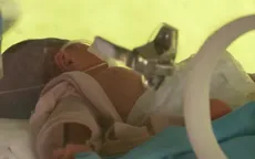 Em bé chào đời giữa động đất ở Indonesia
