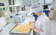 Khám phá nhà máy Vinasoy, tìm hiểu cách sản xuất sữa đậu nành và sữa hạt
