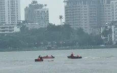 Diễn tập cứu nạn, cứu hộ trên mặt nước Hồ Tây