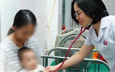 Đừng chủ quan khi trẻ sốt cao không rõ nguyên nhân