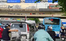 Ùn ứ cục bộ tại các tuyến đường ra cửa ngõ Hà Nội ngày đầu nghỉ lễ