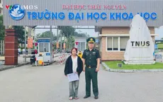 Nơi người lính gieo niềm tin, nâng bước cô gái La Hủ đến trường