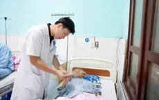 Nhiều bệnh nhân cao tuổi bị tắc ruột do u đại tràng