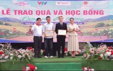 Cùng em đến trường: Tiếp sức học sinh khó khăn tại Kỳ Thượng
