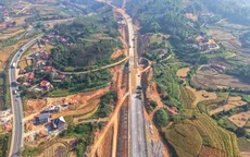 Chạy nước rút đưa loạt cao tốc về đích cuối năm