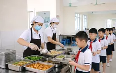 Thủ tướng yêu cầu bảo đảm an toàn, chất lượng bữa ăn nội trú, bán trú