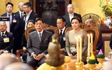 Nhà vua Thái Lan và Hoàng hậu thăm chùa Quán Sứ và dự Lễ cầu an