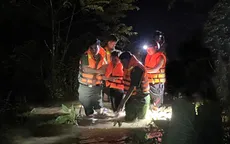 Lực lượng quân đội, công an - Điểm tựa vững chắc cho nhân dân trong mưa lũ
