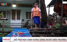 Hỗ trợ học sinh vùng sông nước đến trường