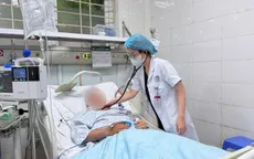 Say rượu nằm ngủ, cảnh báo nguy cơ sặc thức ăn vào phổi
