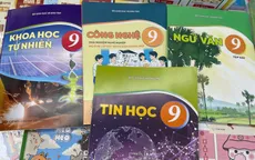 Khánh Hòa mua sách giáo khoa miễn phí theo hình thức tập trung