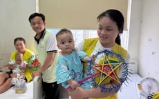 Mang Trung thu đến với những trái tim nhỏ