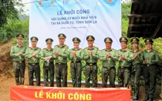 Công an Cửa khẩu Nội Bài chung tay xóa nhà tạm cho người dân khó khăn ở Sơn La