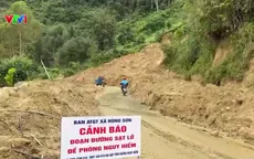 Chủ động khắc phục sạt lở, bảo đảm giao thông lên vùng biên giới Đà Nẵng