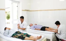 Gia tăng người bệnh phục hồi chức năng sau đột quỵ khi giao mùa