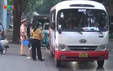 Hà Nội: Phát hiện xe đưa đón học sinh thiếu thiết bị chống bỏ quên học sinh trên xe