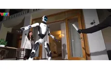 Robot hình người hướng tới cứu hộ, an ninh