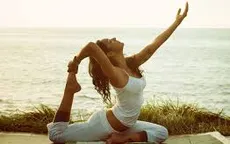 Tập yoga lúc mãn kinh giúp trị mất ngủ