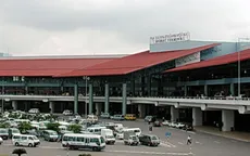 Sân bay Nội Bài sẽ tạm thời đóng bớt cửa ra vào