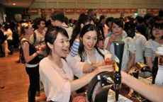 Kiểm tra "tửu lượng" miễn phí ở Nhật Bản