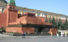 Lăng Lenin mở cửa đón du khách