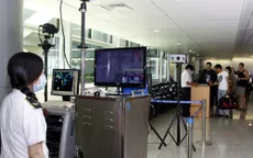 Tạm dừng đưa du khách sang vùng dịch Ebola