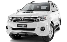 Toyota Fortuner 2013 có thêm hộp số tự động