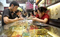 Giá vàng rời mốc 44 triệu đồng