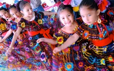 Rực rỡ sắc màu lễ hội Cinco de Mayo tại Mexico 