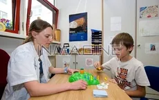 Làm thế nào với trẻ chậm biết nói?