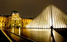 Bảo tàng Louvre đóng cửa vì nạn móc túi