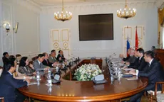 CTQH Nguyễn Sinh Hùng gặp Quyền Chủ tịch Hội đồng lập pháp Saint Petersburg