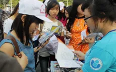 "Ngày hội tư vấn tuyển sinh - hướng nghiệp 2013"