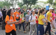 1.500 người đi bộ gây quỹ cho học sinh nghèo