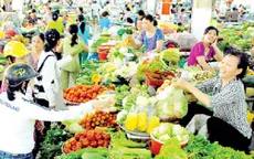 TP HCM: Nhiều mặt hàng rục rịch tăng giá dù CPI giảm