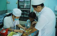Chính phủ yêu cầu Bộ Y tế báo cáo về tiêm chủng