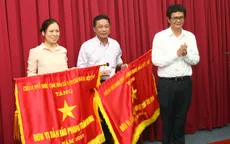 Trao cờ thi đua của Chính phủ cho Ban Thời sự và TVAd