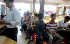 Sôi động giao dịch vàng ngày “Thần Tài”