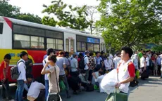 Ùn tắc ở nhiều tuyến đường trước kì nghỉ lễ