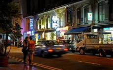 Đột nhập phố “khoái lạc” của người Việt ở Singapore