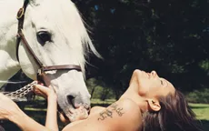Ảnh ngực trần của Angelina Jolie có giá khởi điểm hơn 1 tỷ đồng