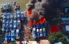 Khởi tố thợ hàn bất cẩn làm cháy 11 tàu cá gây thiệt hại 40 tỷ đồng