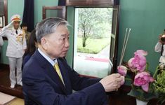 Chủ tịch nước Tô Lâm dâng hương tưởng nhớ Chủ tịch Hồ Chí Minh