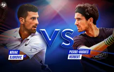 Novak Djokovic thắng thuyết phục tại vòng 1 Pháp mở rộng