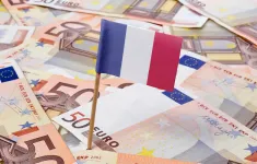 S&P hạ bậc xếp hạng tín nhiệm của Pháp