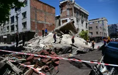 Sập tòa nhà ở Thổ Nhĩ Kỳ khiến 9 người thương vong