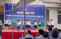 Sập mái hiên nhà văn hóa ở Hà Nội, nhiều học sinh biểu diễn văn nghệ phải nhập viện